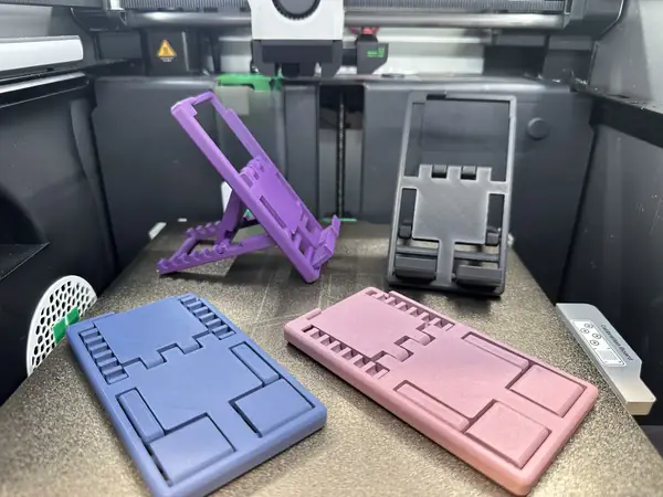 Foldable Phone Stand