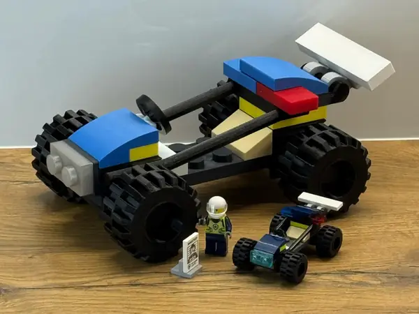 Brick Police Off-Road Buggy 30664 300%