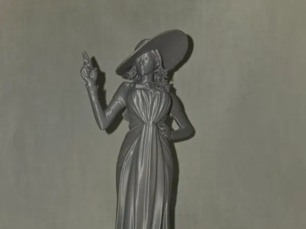 Grace Ashcroft Lady Dimitrescu