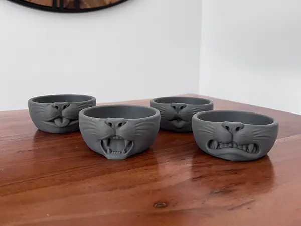 The Moody Meow Bowl – Cat Feeding with Attitude