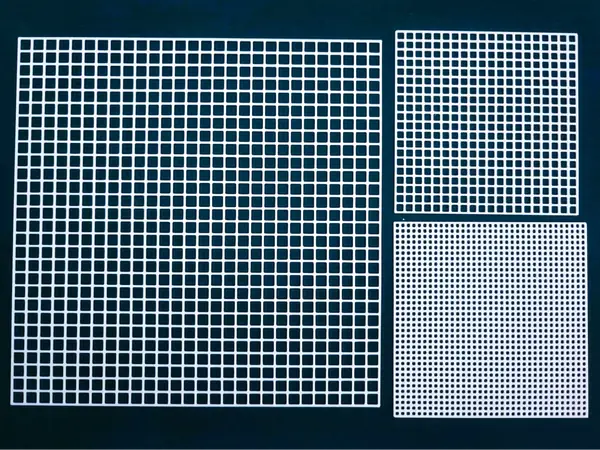 Plastic canvas generator