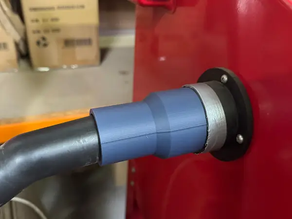 Parametrischer Staubsaugeradapter