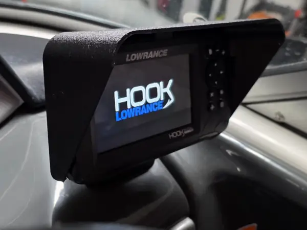 Lowrance Hook Reveal 555 (5 in) Boat GPS Sunshade