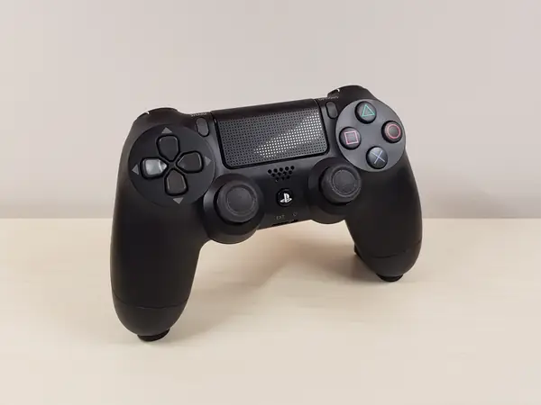 Invisible PS4 Controller Holder Minimalist