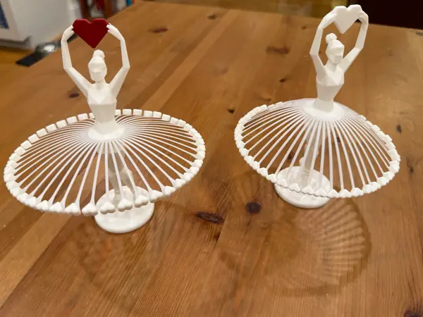 Heartspinner: Graceful 3D Dancing Ballerina