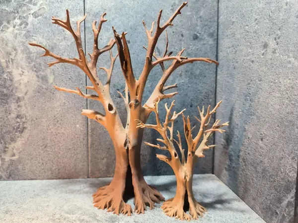 Alter Baum mit totem Holz 13/17/24 cm skalierbar