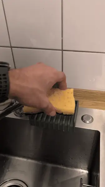 Sponge/soap holder - kitchen/bathroom