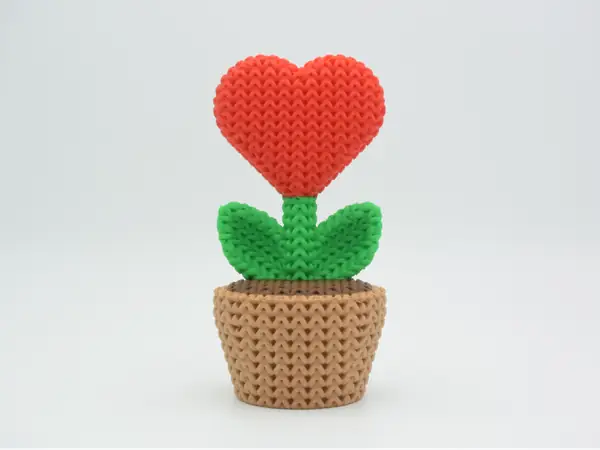 Knitted Heart Plant In a Pot (3 Filament Changes)