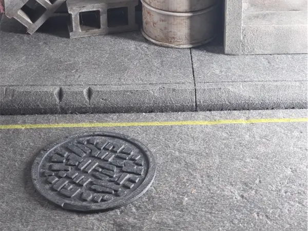 Manhole cover