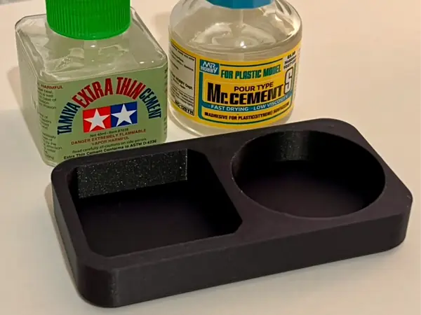 Tamiya & Mr. Hobby Glue Station