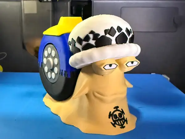 Trafalgar D Water Law Snail Den Den Mushi
