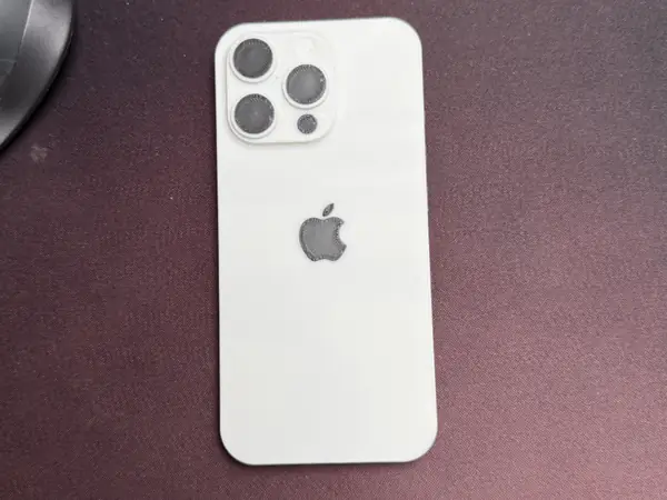 Iphone 16 Pro replica