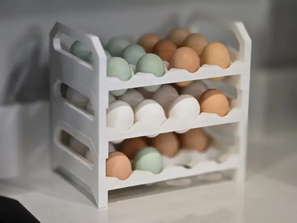 Stackable Dozen Egg Tray
