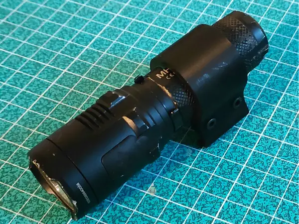 Picatinny Flashlight Holder NightCore MH20