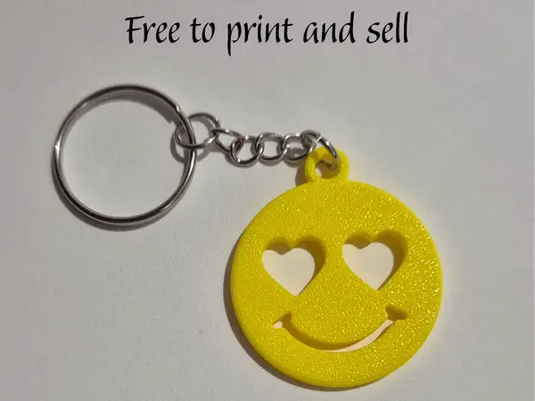 Heart Eyes Smiley Keychain