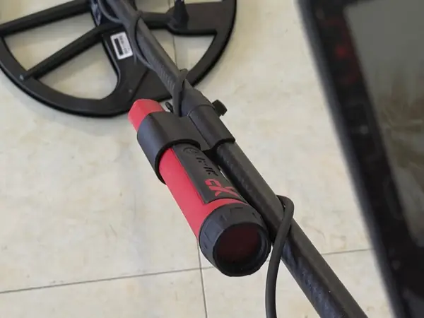 XR MI-4 pinpointer mount for Minelab detector