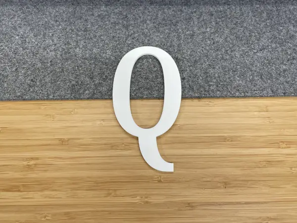 Letter Q
