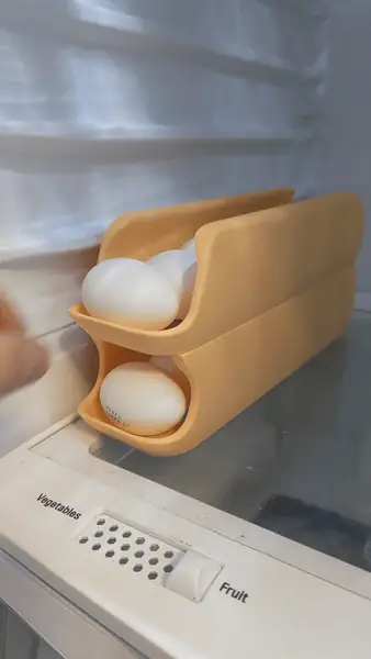 Distributeur à oeufs 