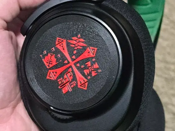 Arctis Nova 7X - MH Hunter's Guild Crest Plates