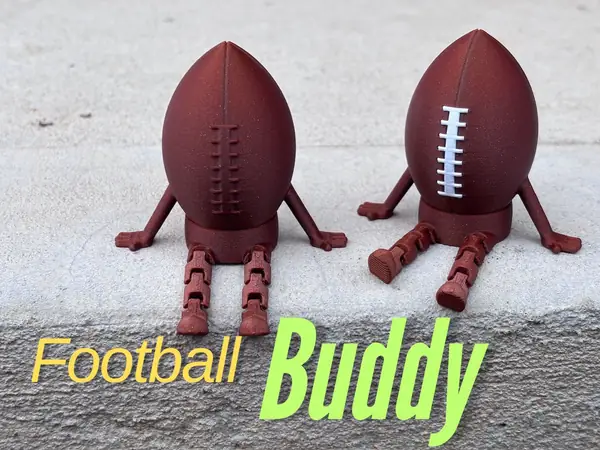 Football with articulated legs