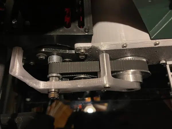 Reinforced transmission outer plate for SkeeRide 2