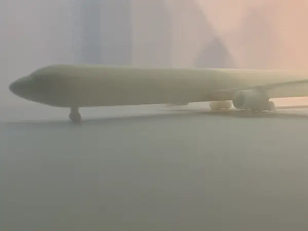 1:400 scale A340-600 