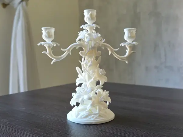 Elegant Lily Candelabra – Floral Candle Holder