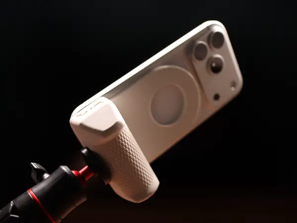 【iPhone磁吸】手机摄影手柄 无需胶水螺丝 magesafe配件