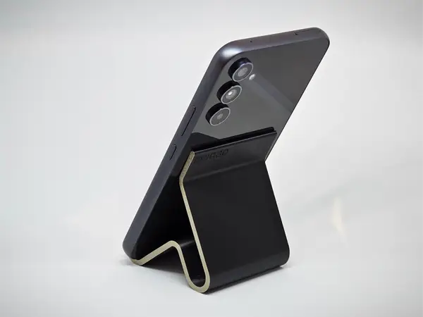 Lines 4 - Phone stand