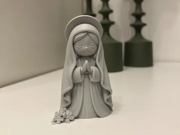 Virgin Mary Figurine – Praying Madonna 3D Model