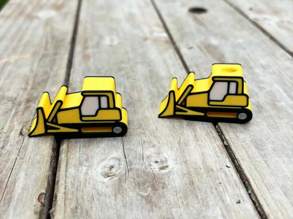 Itty Bitty Bulldozer with or without hole