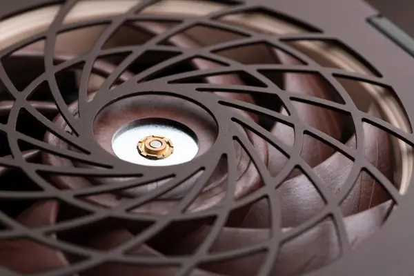High-efficiency Noctua 120mm fan grill