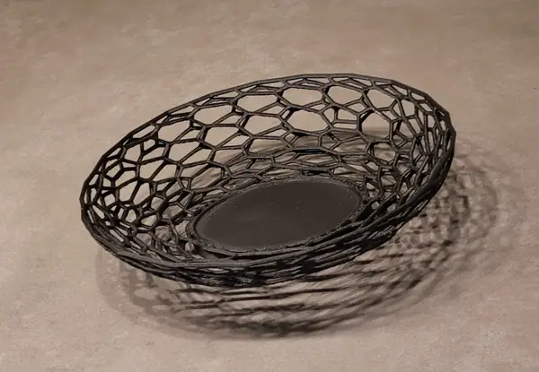 Voronoi Fruit Bowl / Voronoi Obstschale