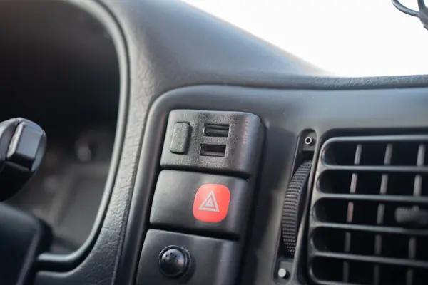 Volkswagen Polo 6N1 central console USB charger Insert 6K0957087A