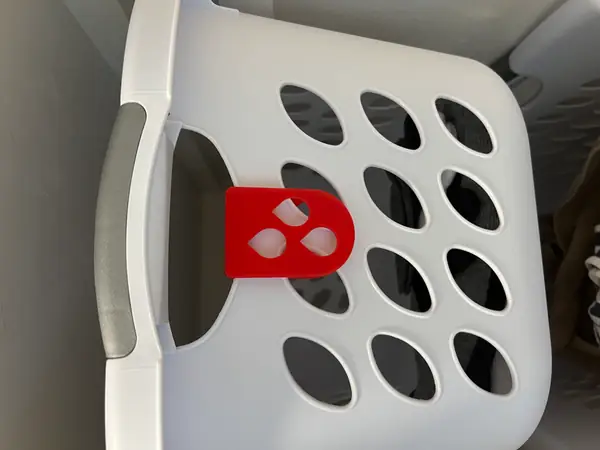 Laundry Basket Status Sign Clip