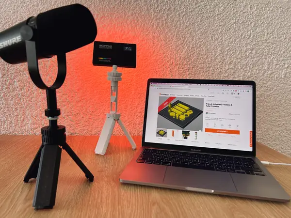 Tripod. Universal, Foldable & Fully Printable v3.1