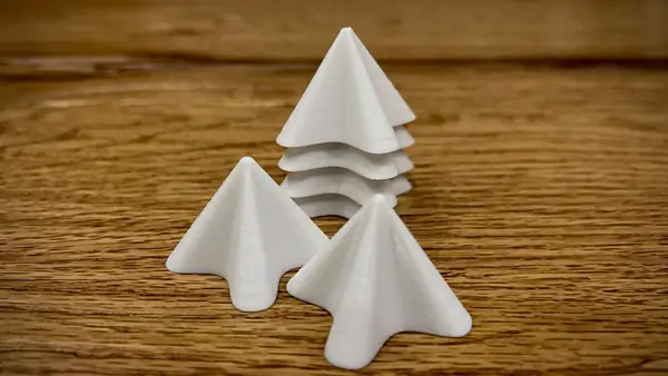 Painters Pyramid / Malerpyramide / Malerecke