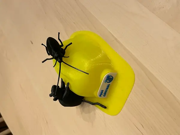 Party hat cockroach bobble head