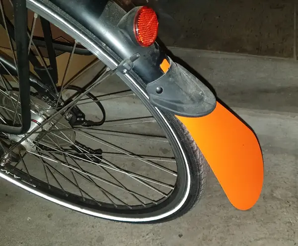 Bicycle fender extender