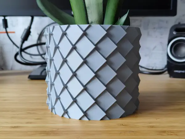 Dragon Scales Pot and Planter - Vase mode
