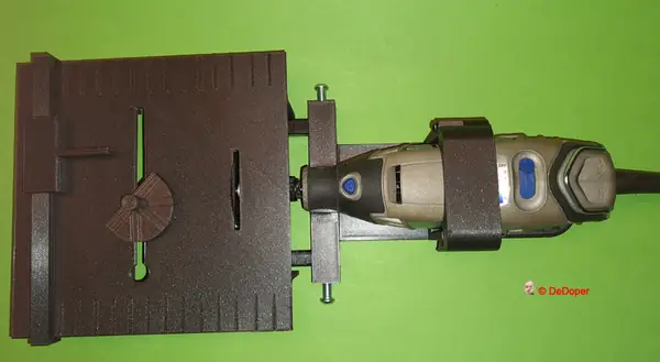 Dremel 3000 table saw with multi-purpose holder.