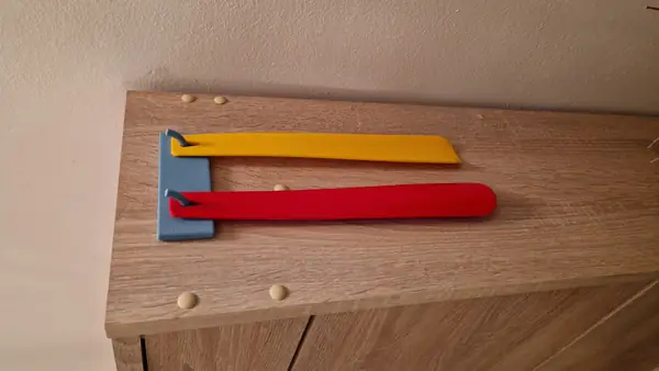 Shoehorn Holder (držák obouváků)