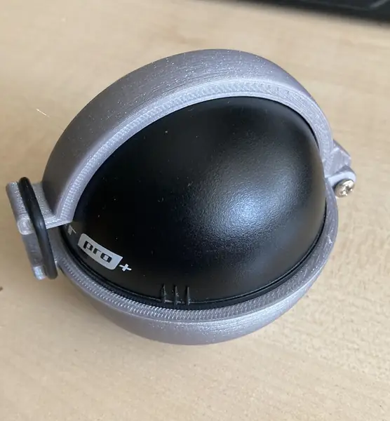 Deeper sonar holder