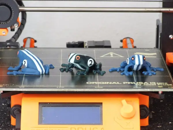 Race frog (multimaterial remix)