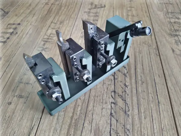 Gridfinity module for Lathe quick change tool holders 250-001