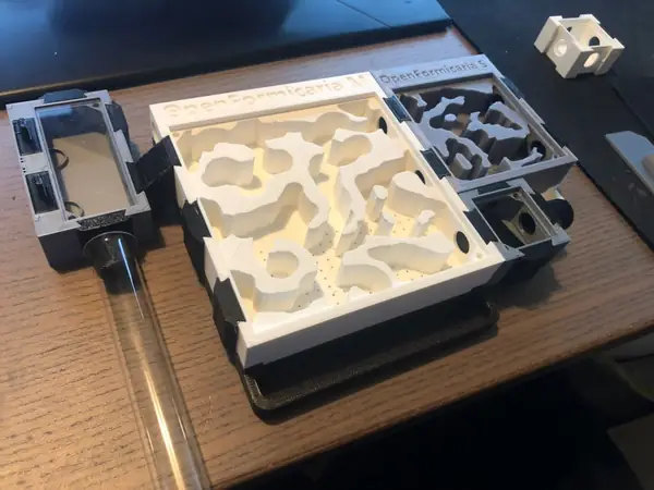 OpenFormicaria - A Modular ant housing platform