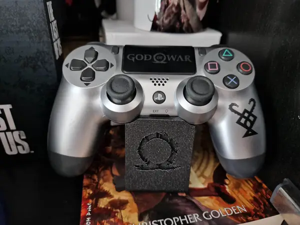 God of War Dualshock 4 stand