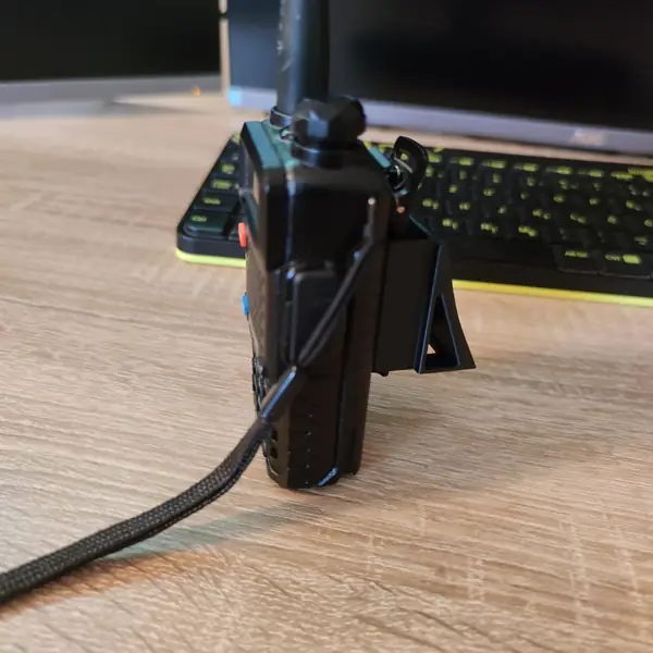 Baofeng UV-5R car mount
