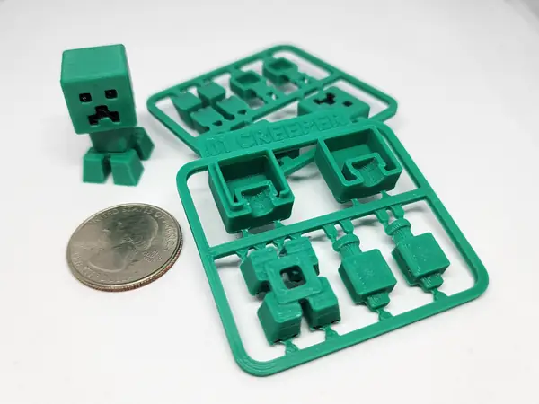 Minecraft-inspired Creeper Mini Figure Kit Card/ Keychain