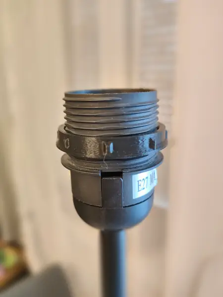 Slim E27 Socket Nut
